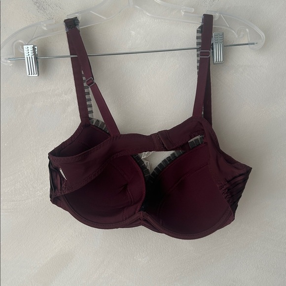Lejaby burgundy balconette bra mesh and diamond details 36D - Picture 6 of 6